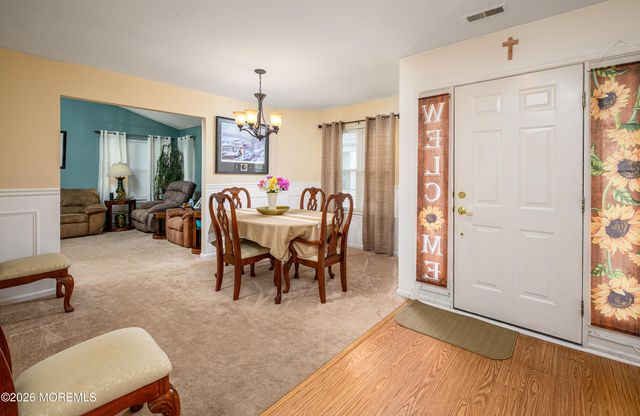 12 Rumford Court, Jackson, NJ 08527