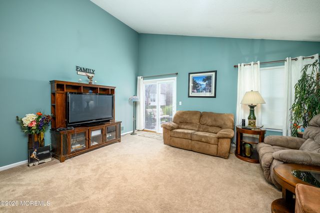 12 Rumford Court, Jackson, NJ 08527