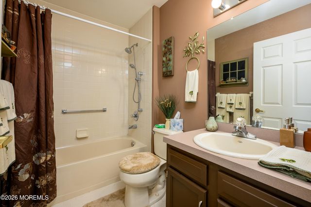 12 Rumford Court, Jackson, NJ 08527