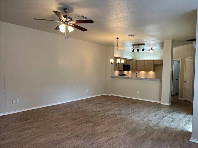 813 Black Locust DR, Pflugerville, TX 78660