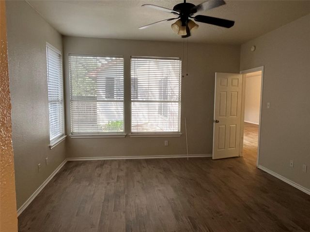 813 Black Locust DR, Pflugerville, TX 78660