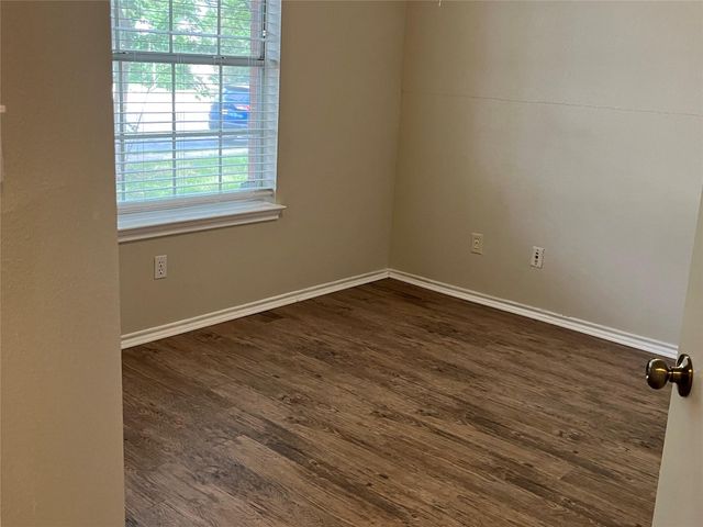 813 Black Locust DR, Pflugerville, TX 78660