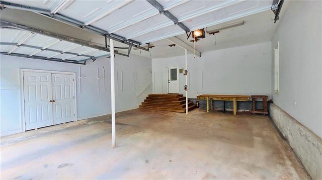 306 Hutchinson Farms Road, Griffin, GA 30224