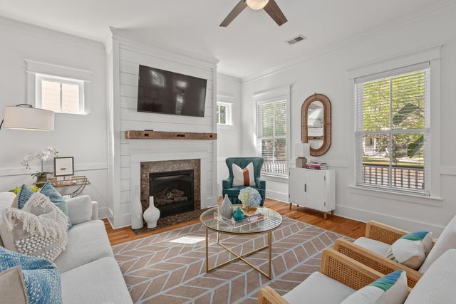 461 Bramson Court, Mount Pleasant, SC 29464