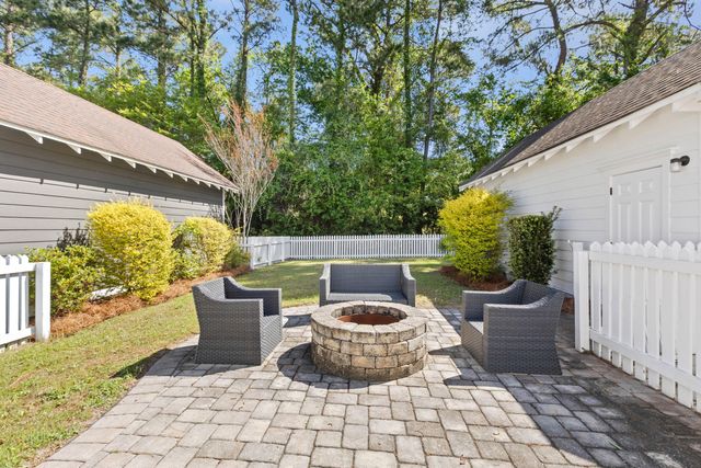 461 Bramson Court, Mount Pleasant, SC 29464