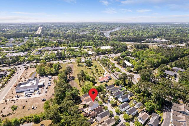 461 Bramson Court, Mount Pleasant, SC 29464