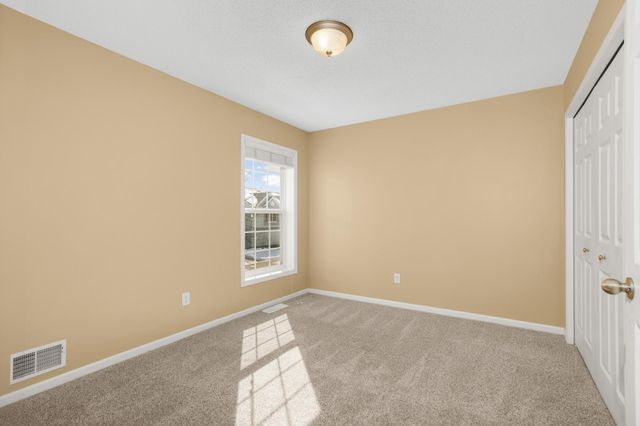 2209 St Johns Place, Woodbury, MN 55129