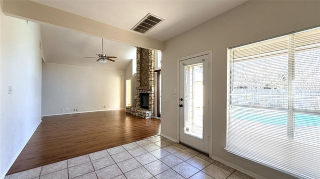 11513 Kempwood DR, Austin, TX 78750