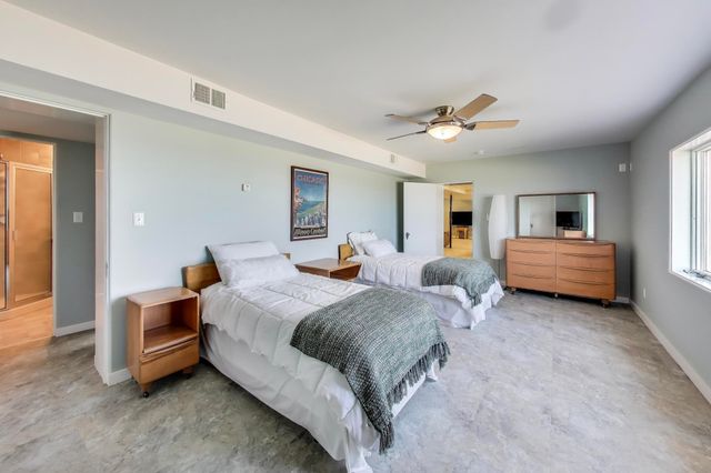 250 W Lake Front Drive W, Beverly Shores, IN 46301