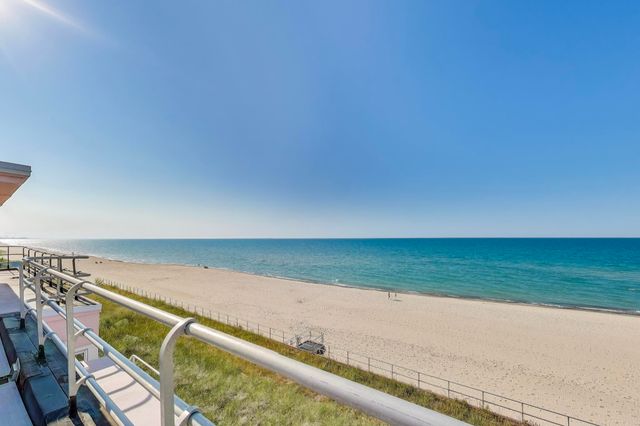 250 W Lake Front Drive W, Beverly Shores, IN 46301