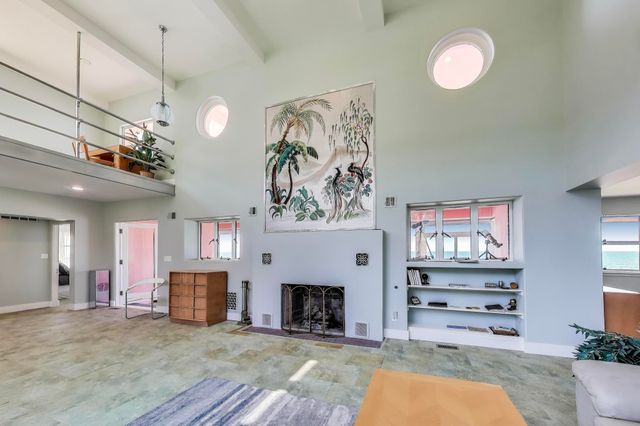 250 W Lake Front Drive W, Beverly Shores, IN 46301