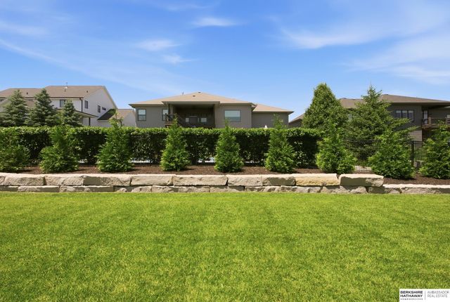 2110 S 210th Street, Omaha, NE 68022