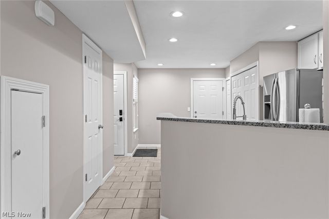 6755 Quarrystone Lane, Middleburg Heights, OH 44130