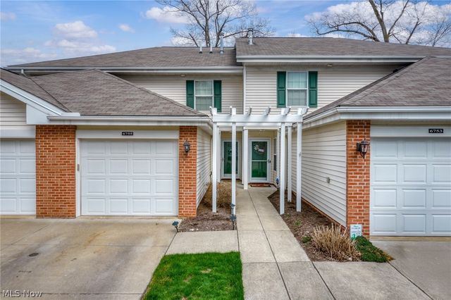 6755 Quarrystone Lane, Middleburg Heights, OH 44130