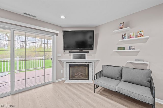 6755 Quarrystone Lane, Middleburg Heights, OH 44130