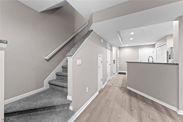 6755 Quarrystone Lane, Middleburg Heights, OH 44130