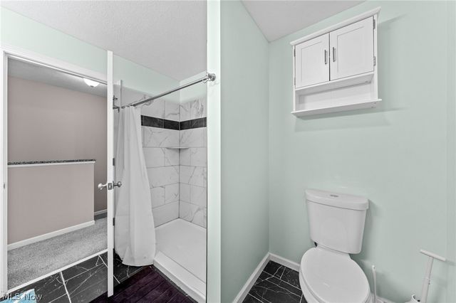 6755 Quarrystone Lane, Middleburg Heights, OH 44130