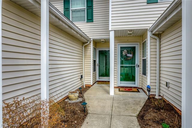 6755 Quarrystone Lane, Middleburg Heights, OH 44130