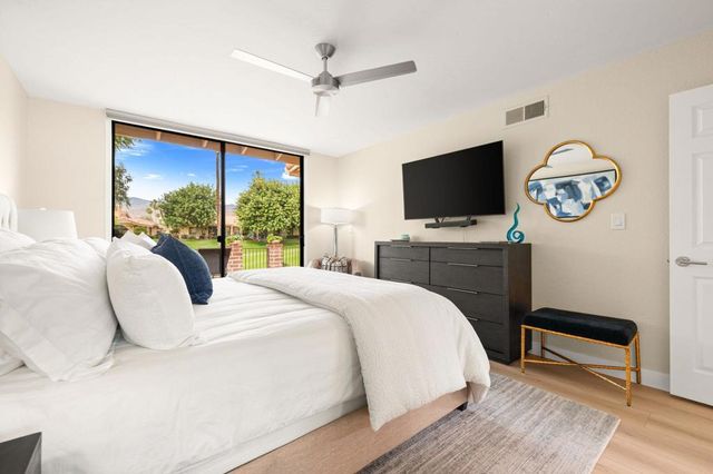 271 Tolosa Circle, Palm Desert, CA 92260