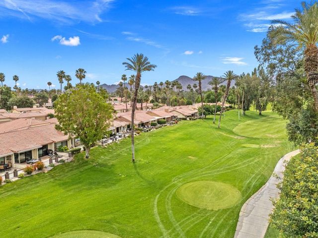 271 Tolosa Circle, Palm Desert, CA 92260