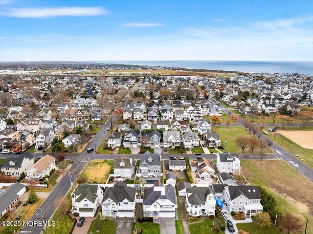 394 E Virginia Avenue, Manasquan, NJ 08736