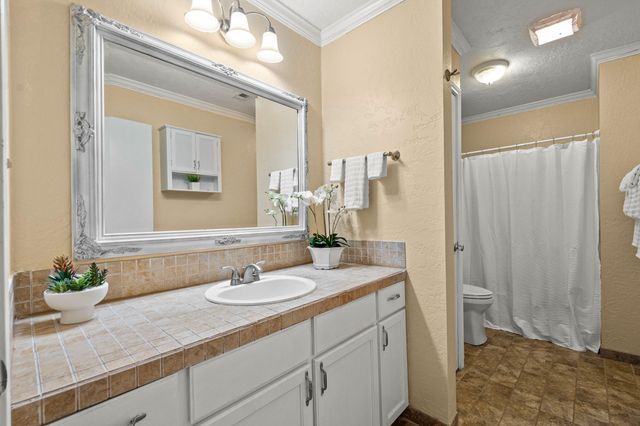 20 Clearview Street, Point Blank, TX 77364