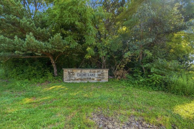 1365 Gordon Lane, Lemont, IL 60439
