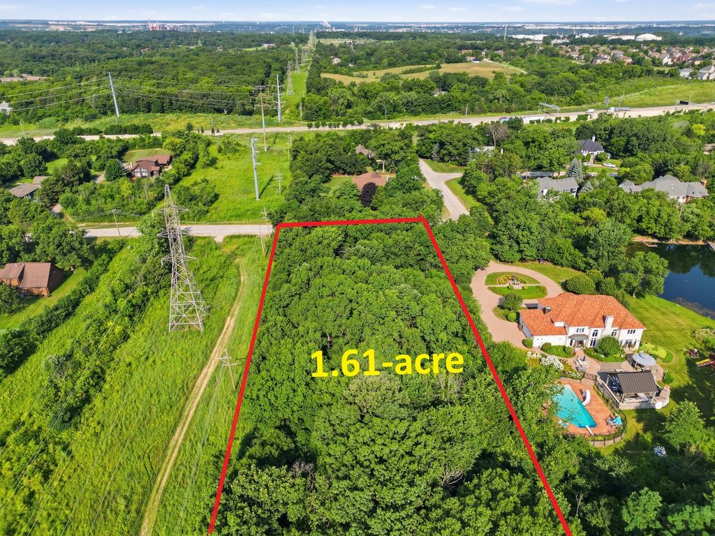 1365 Gordon Lane, Lemont, IL 60439