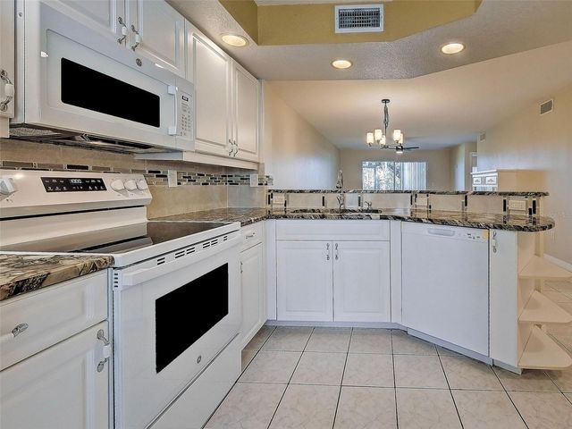5725 GREENWOOD AVENUE 7104, North Port, FL 34287