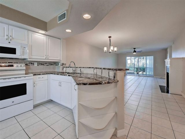 5725 GREENWOOD AVENUE 7104, North Port, FL 34287