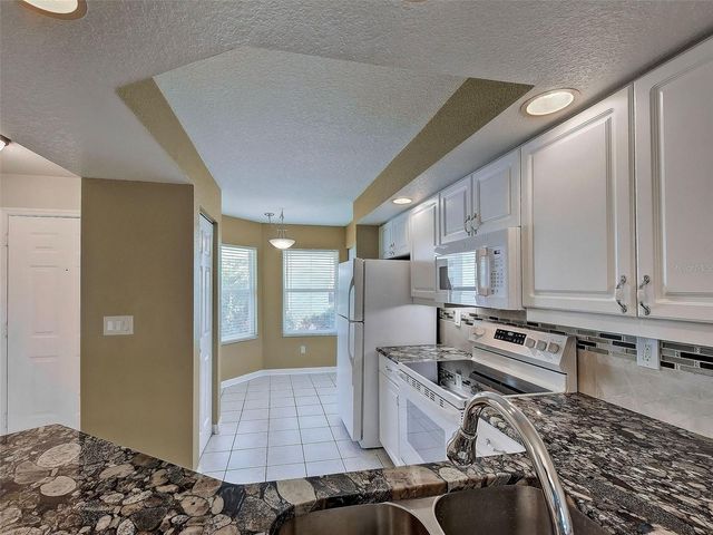 5725 GREENWOOD AVENUE 7104, North Port, FL 34287