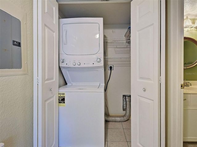 5725 GREENWOOD AVENUE 7104, North Port, FL 34287