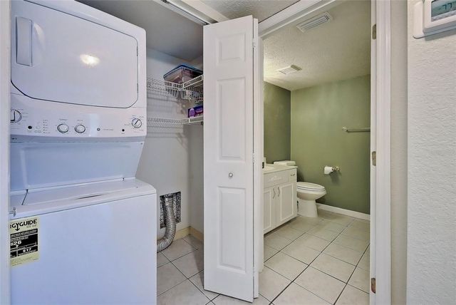 5725 GREENWOOD AVENUE 7104, North Port, FL 34287