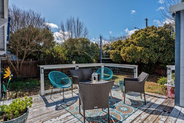 187 Magnolia St, Ukiah, CA 95482