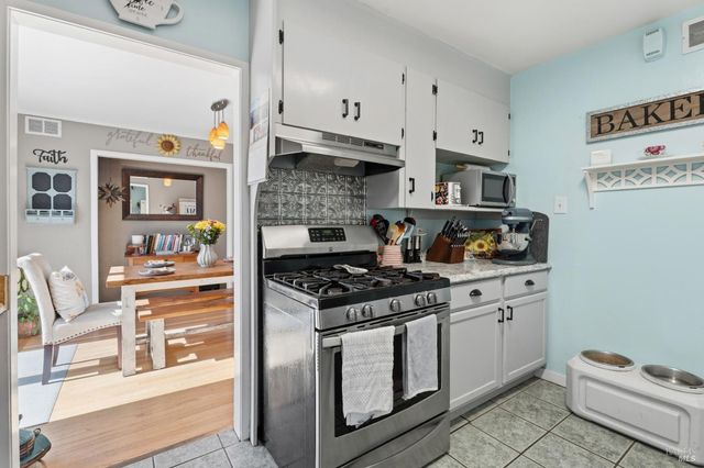 187 Magnolia St, Ukiah, CA 95482