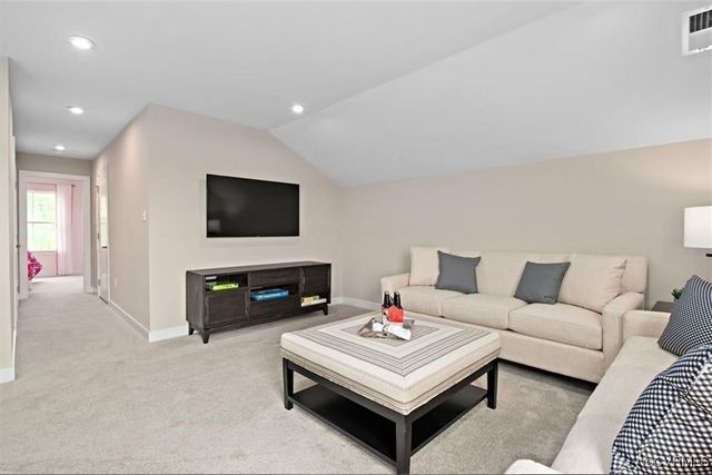 7766 Summer Morning Dr, New Kent, VA 23124
