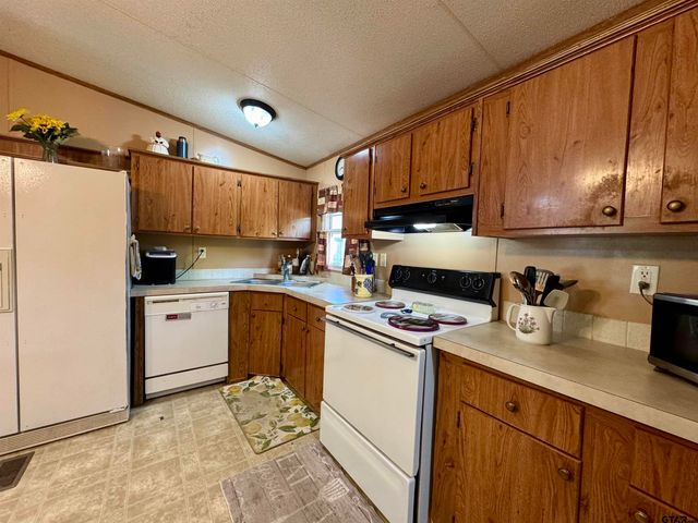 7560 Forest Hill, Frankston, TX 75763