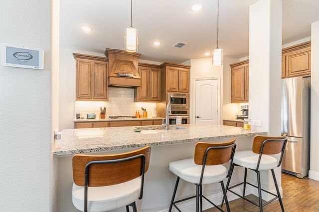 1731 Upland, Waxahachie, TX 75165