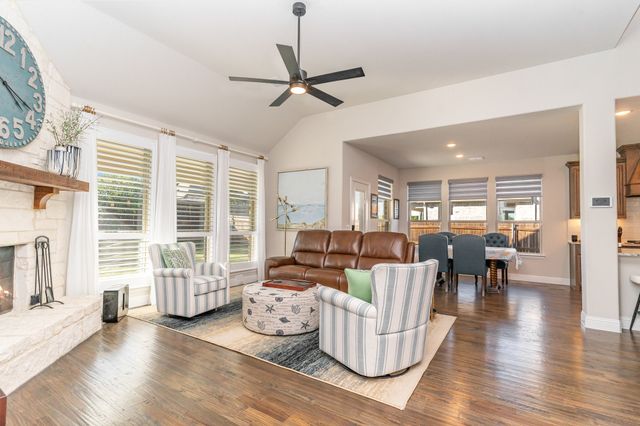 1731 Upland, Waxahachie, TX 75165