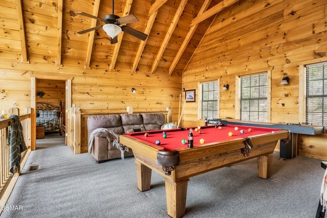 1167 Upper Alpine Way, Gatlinburg, TN 37738