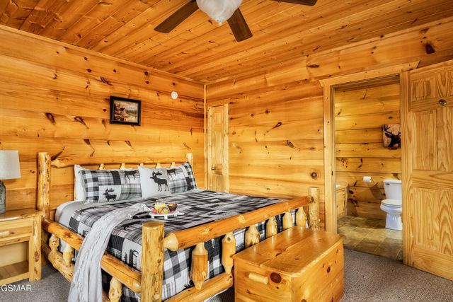 1167 Upper Alpine Way, Gatlinburg, TN 37738