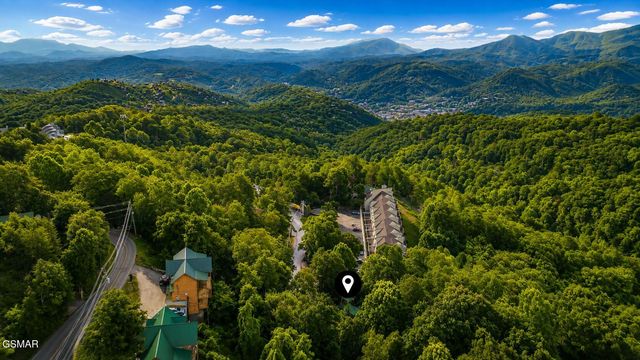 1167 Upper Alpine Way, Gatlinburg, TN 37738