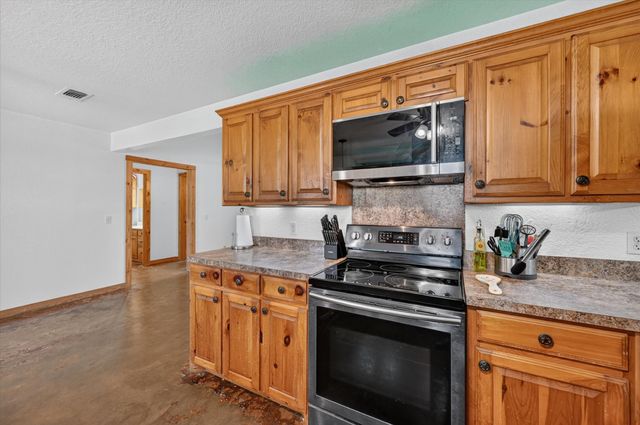 901 Marion Road, Venus, TX 76084