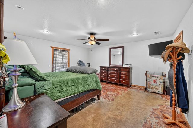 901 Marion Road, Venus, TX 76084