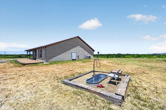 901 Marion Road, Venus, TX 76084