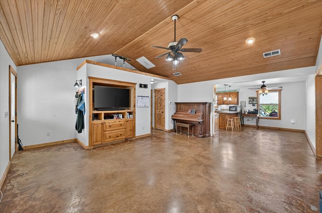 901 Marion Road, Venus, TX 76084