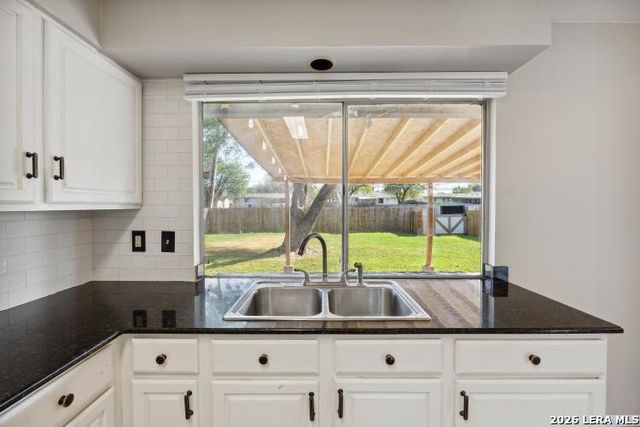 7170 Hickory Grove, San Antonio, TX 78227