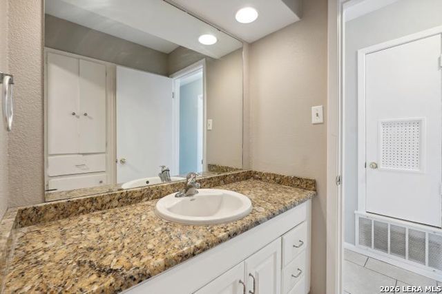 7170 Hickory Grove, San Antonio, TX 78227