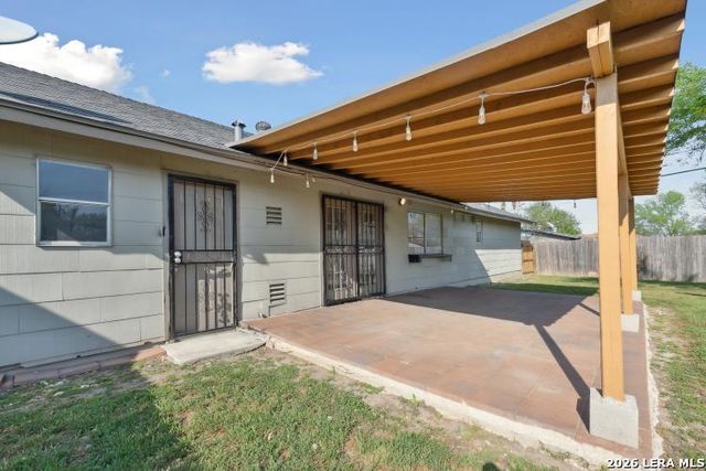 7170 Hickory Grove, San Antonio, TX 78227