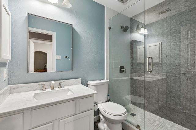 35 Creekside Drive, Trophy Club, TX 76262